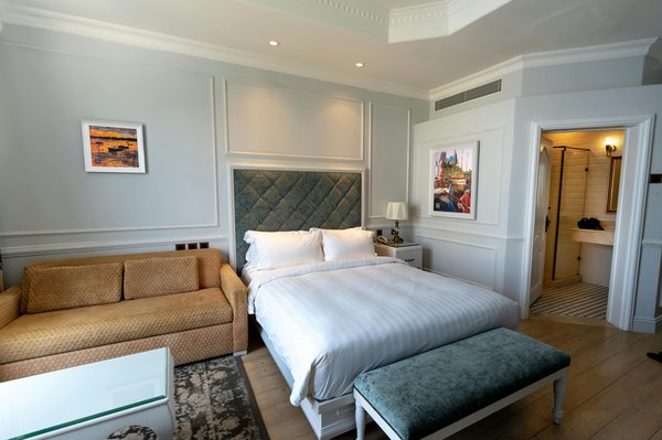 Panneau mural chambre adulte : styles, astuces et conseils d’achat